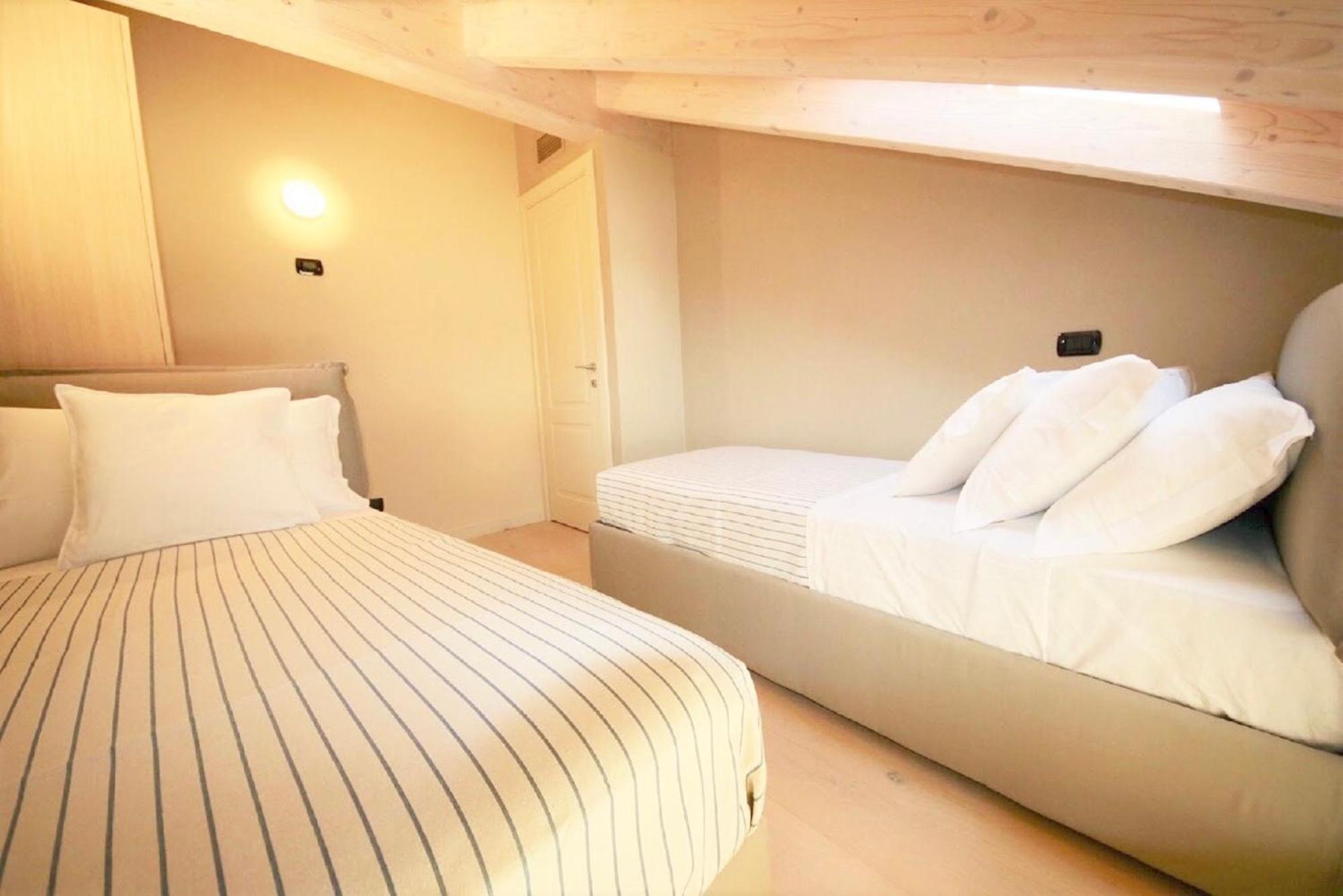 Casa di Liszt by KlabHouse Apartman Bellagio Kültér fotó